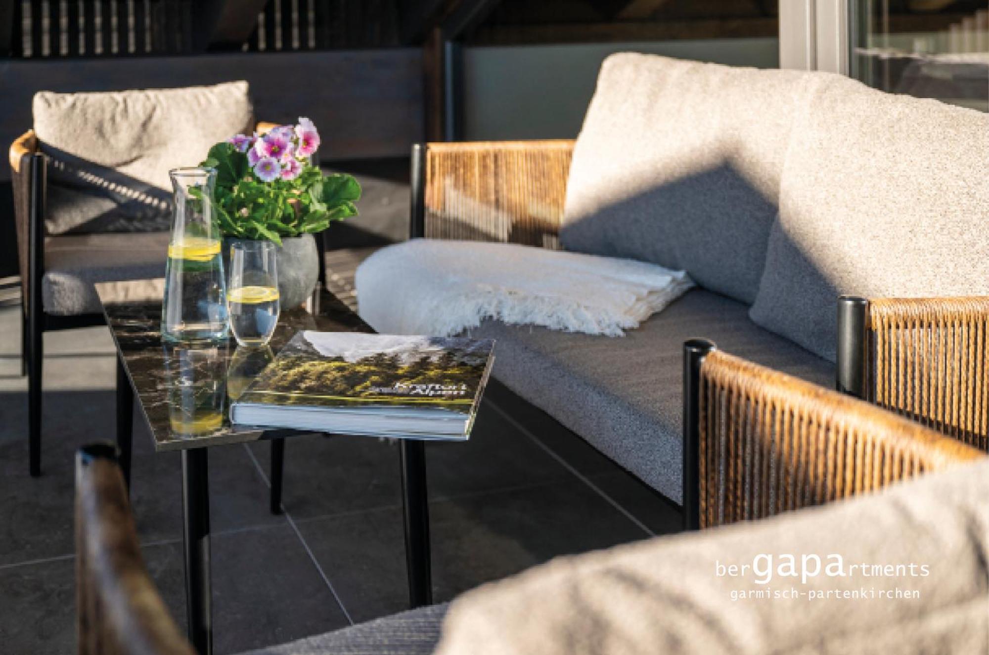 Berghome Apartment *